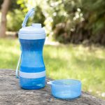 Botella con Depósito de Agua y Comida InnovaGoods